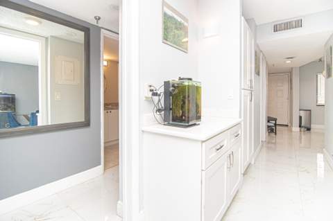 2202 S Cypress Bend Drive #706, Pompano Beach FL - photo 13 of 47