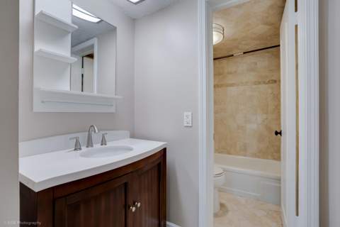 2314 S Cypress Bend Drive #Unit 313, Pompano Beach FL - photo 10 of 21