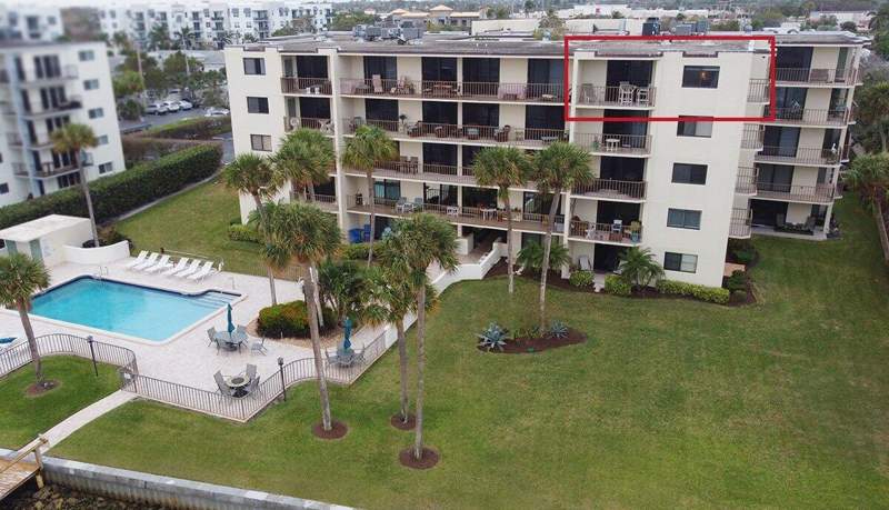 2 bedroom Condominium at 1202 S Lake Drive #502, Hidden Banyan Condo, Lantana — photo 2