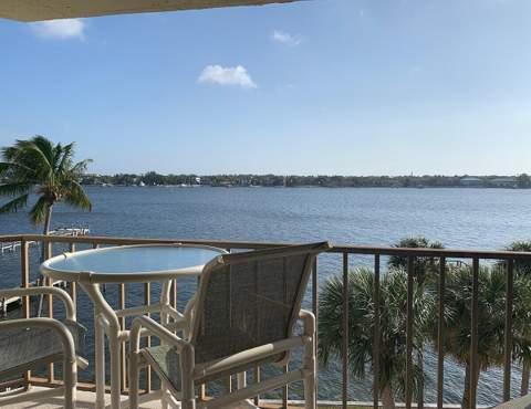 1202 S Lake Drive #502, Lantana FL - photo 18 of 22
