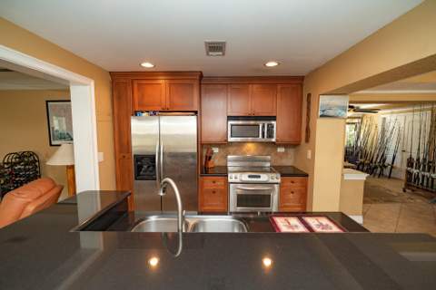 820 SW 18th Court, Fort Lauderdale FL - photo 8 of 45
