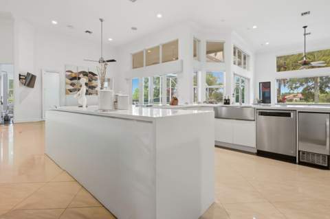 7079 NW 68th Drive, Parkland FL - photo 9 of 44