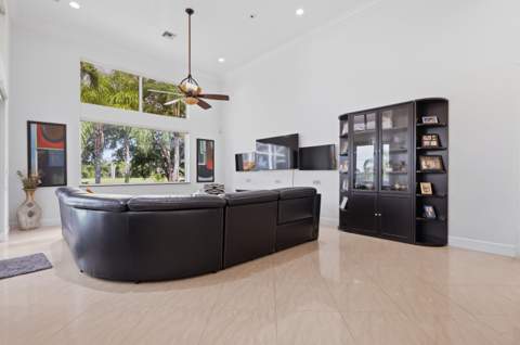 7079 NW 68th Drive, Parkland FL - photo 13 of 44