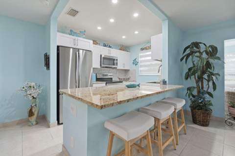 1177 S Drive Circle #B, Delray Beach FL - photo 8 of 41