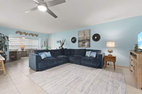 1177 S Drive Circle #B, Delray Beach FL - photo 6 of 41
