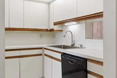 10118 Mangrove Drive #105, Boynton Beach FL - photo 8 of 26