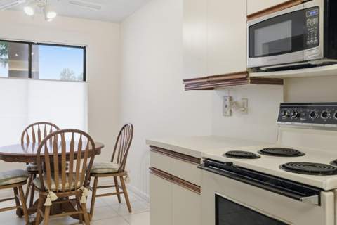 10118 Mangrove Drive #105, Boynton Beach FL - photo 9 of 26