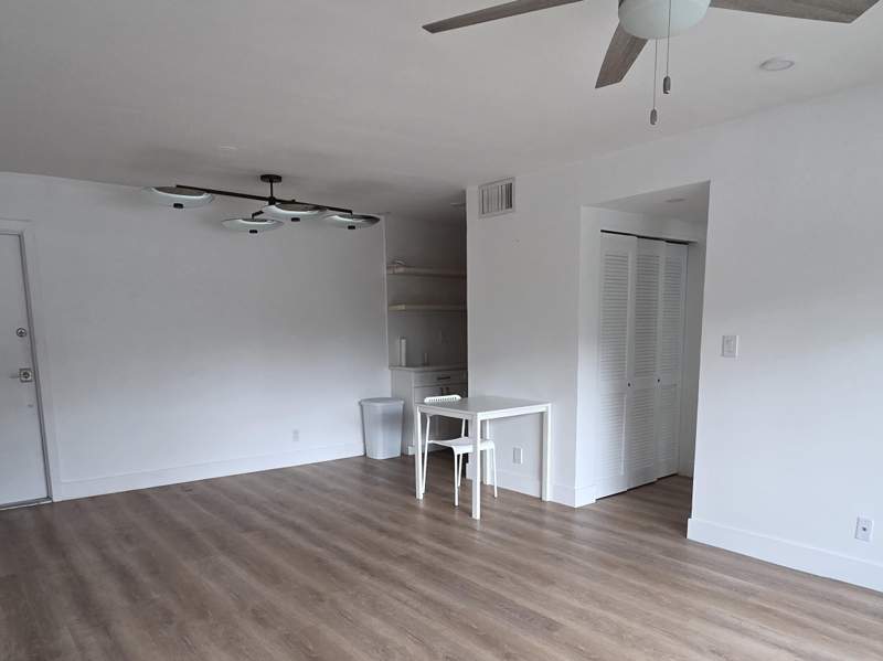 1 bedroom Condominium at 1001 SE 16th Street #7, Harbordale Condo, Fort Lauderdale — photo 5