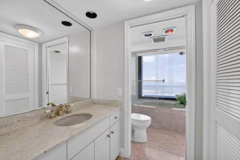 1400 S Ocean Boulevard #1003, Boca Raton FL - photo 17 of 59