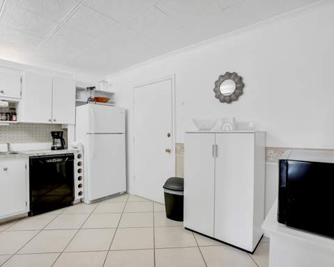 2061 NW 47th Terrace #103, Lauderhill FL - photo 10 of 22