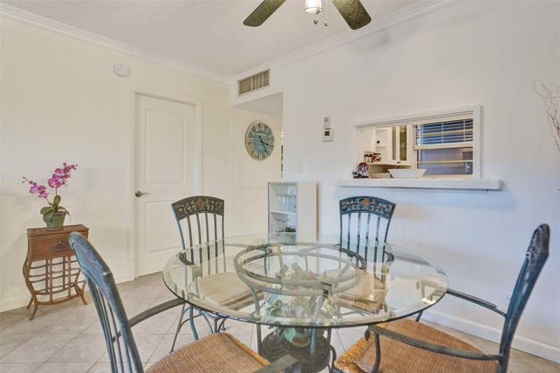 1 bedroom Condominium at 4706 NW 36th Street #409, Seagrape Gardens Condo, Lauderdale Lakes — photo 4