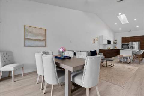 8304 Vía Di Veneto, Boca Raton FL - photo 9 of 24