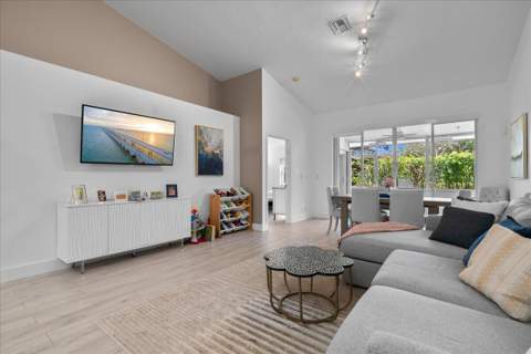 8304 Vía Di Veneto, Boca Raton FL - photo 8 of 24