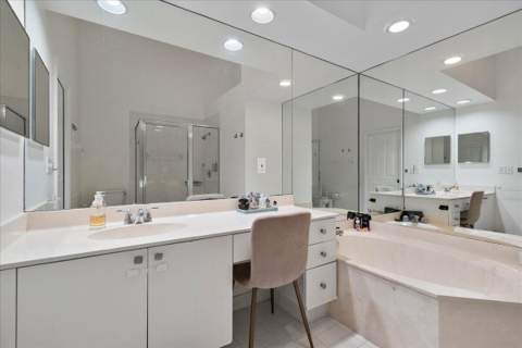 8304 Vía Di Veneto, Boca Raton FL - photo 13 of 24