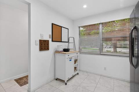 2504 Antigua Terrace #A1, Coconut Creek FL - photo 6 of 37