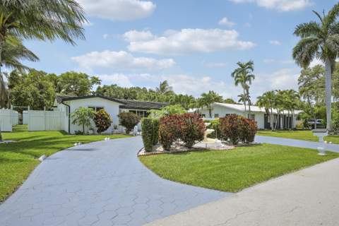 1360 SW 32nd Street, Fort Lauderdale FL - photo 7 of 58