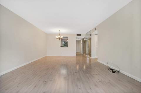 7286 Huntington Lane #405, Delray Beach FL - photo 11 of 72