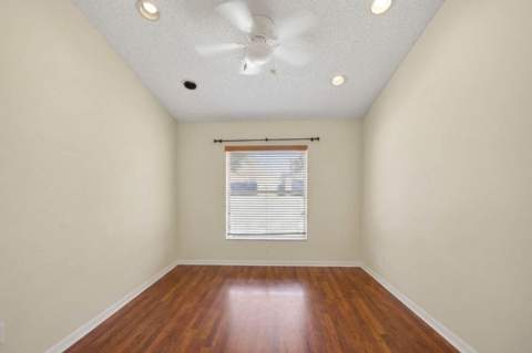 10870 Old Bridgeport Lane, Boca Raton FL - photo 20 of 41
