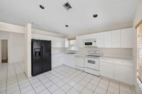 10870 Old Bridgeport Lane, Boca Raton FL - photo 23 of 41