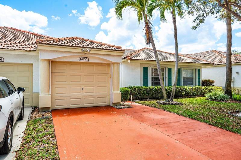 2 bedroom Villa at 6060 Petunia Road, Floral Lakes Ph 3 And 4, Delray Beach — photo 2