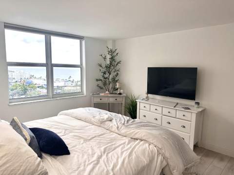 1 Las Olas Circle #1211, Fort Lauderdale FL - photo 8 of 47