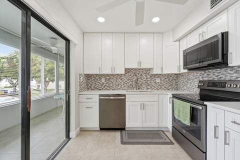 566 Piedmont L, Delray Beach FL - photo 10 of 37