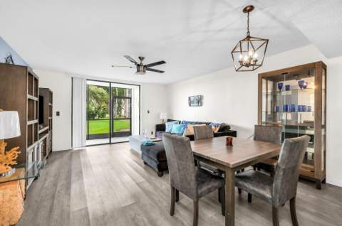 5220 Las Verdes Circle #108, Delray Beach FL - photo 9 of 33