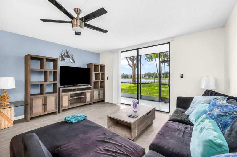 2 bedroom Condominium at 5220 Las Verdes Circle #108, Las Verdes, Delray Beach — photo 1