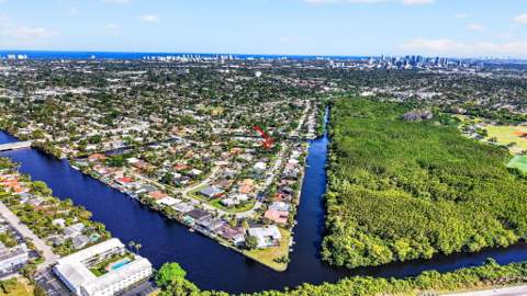 2812 NW 12th Avenue, Wilton Manors FL - photo 6 of 65