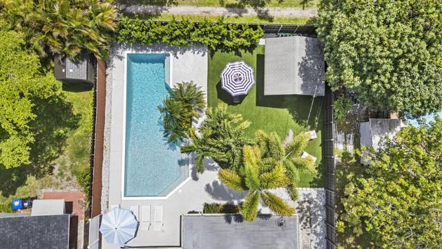606 SW 19th Street