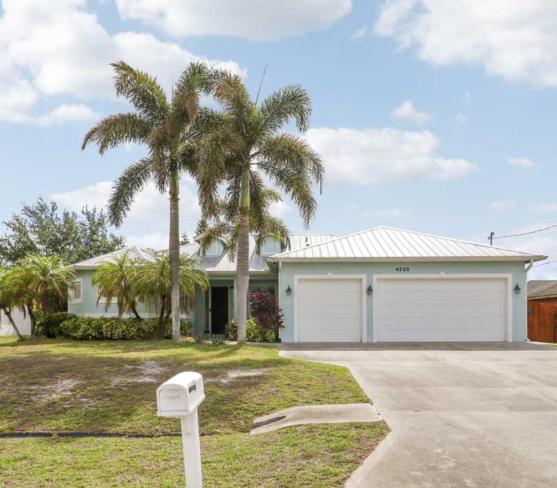 4 bedroom Single Family Residence at 4225 SW Ragen Street, Port St Lucie Section 33, Port St. Lucie — photo 1