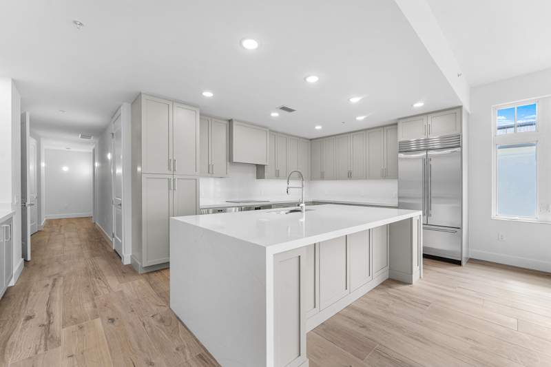 3 bedroom Condominium at 180 Lake Drive #2304, Havn Residences & Yacht Club Condo, Palm Beach Shores — photo 4