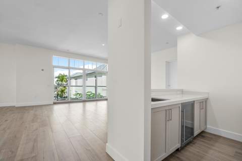 178 Lake Drive #4101, Palm Beach Shores FL - photo 8 of 40