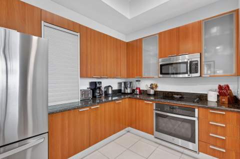 2640 Lake Shore Drive #2608, Riviera Beach FL - photo 15 of 78