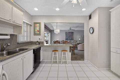 3 Greenway Vlg #210, Royal Palm Beach FL - photo 17 of 55