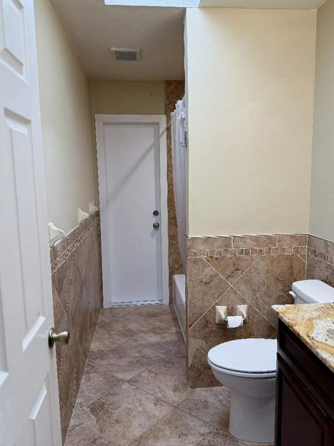 2402 River Hammock Lane, Fort Pierce FL - photo 17 of 32