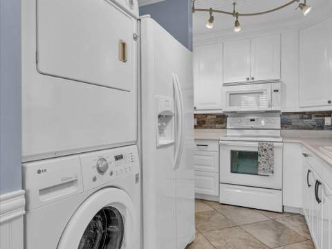 1151 Calamondin Terrace #103, Delray Beach FL - photo 14 of 64
