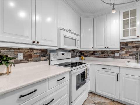 1151 Calamondin Terrace #103, Delray Beach FL - photo 12 of 64
