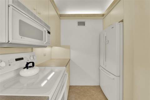 1010 S Ocean Boulevard #1509, Pompano Beach FL - photo 23 of 80