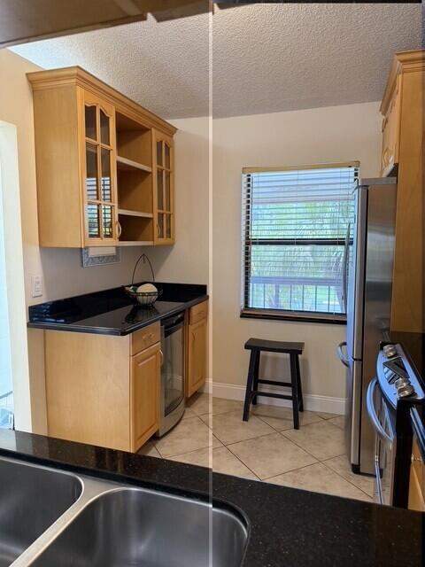 22088 Palms Way #204, Boca Raton FL - photo 8 of 36