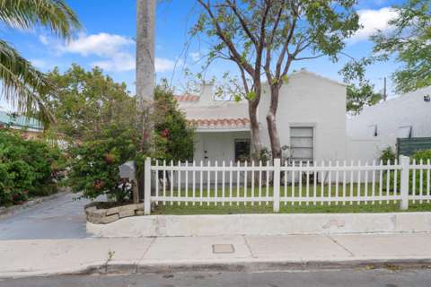 625 Selkirk Street, home for sale on Selkirk Street