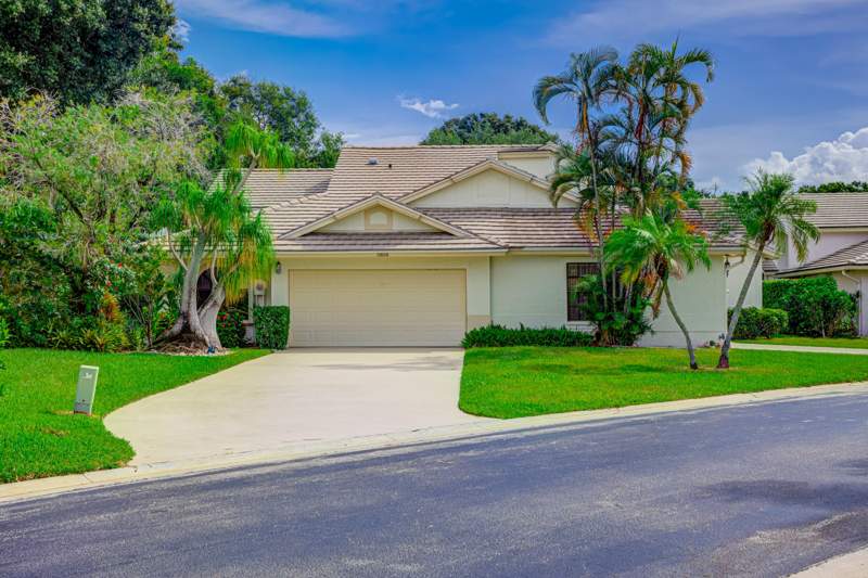 3 bedroom Townhouse at 10868 Stafford Circle, Brighton Lakes, Boynton Beach — photo 3