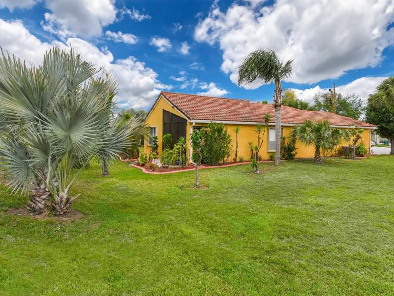 3 bedroom Single Family Residence at 833 NW Rutherford Court, St James Golf Club Parcel C Phase 3, Port St. Lucie — photo 4