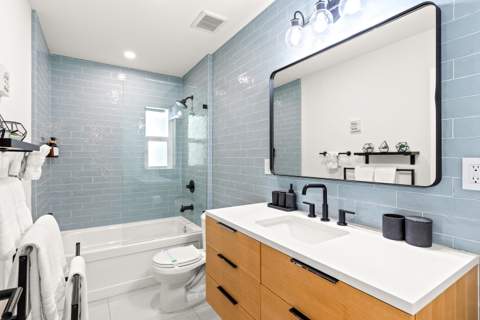 2417 NE 19th Avenue, Wilton Manors FL - photo 23 of 31
