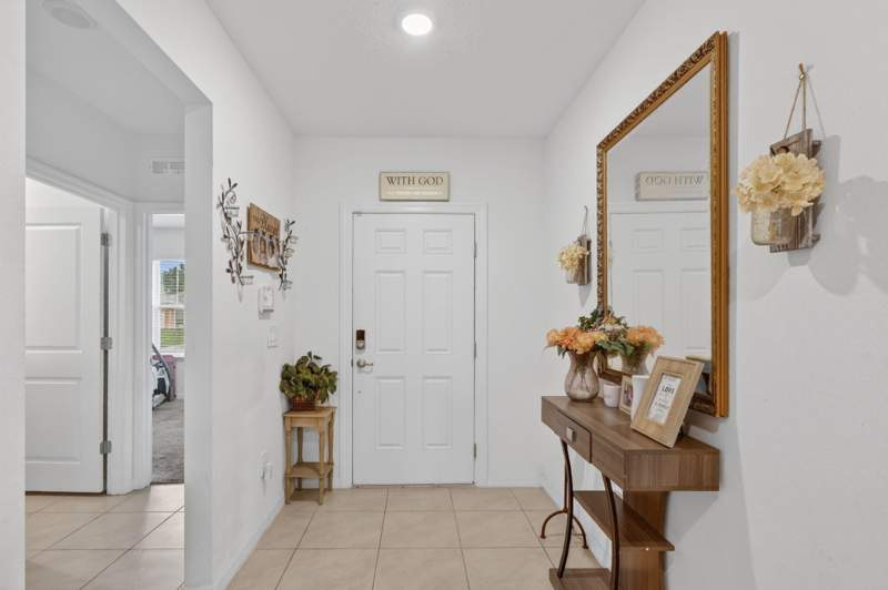 4 bedroom Single Family Residence at 535 SW Butler Avenue, Port St Lucie Section 27, Port St. Lucie — photo 5