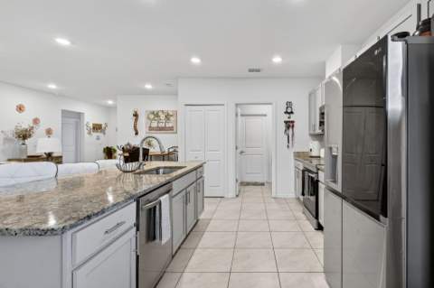 535 SW Butler Avenue, Port St. Lucie FL - photo 11 of 35