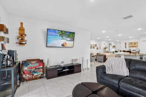535 SW Butler Avenue, Port St. Lucie FL - photo 15 of 35
