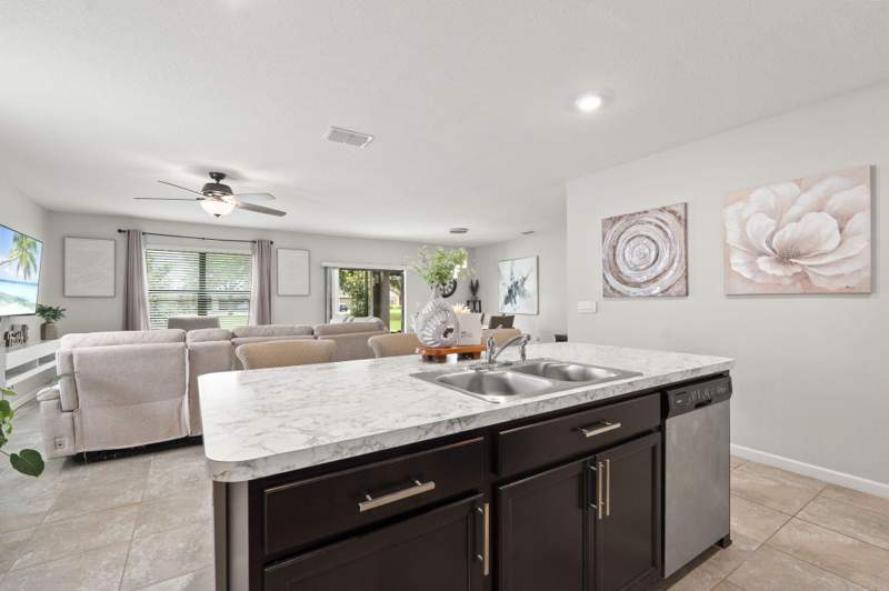 4 bedroom Single Family Residence at 5605 Amusement Avenue, Celebration Pointe, Fort Pierce — photo 5