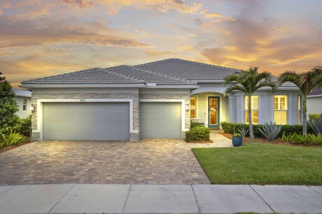 Del Webb At Tradition