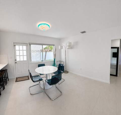 1107 S 15th Avenue, Hollywood FL - photo 12 of 22